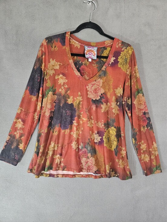 Johnny Was Tops - Johnny Was Embers Floral Favorite Long Sleeve Vneck Swing Tee Size M Bamboo Boho